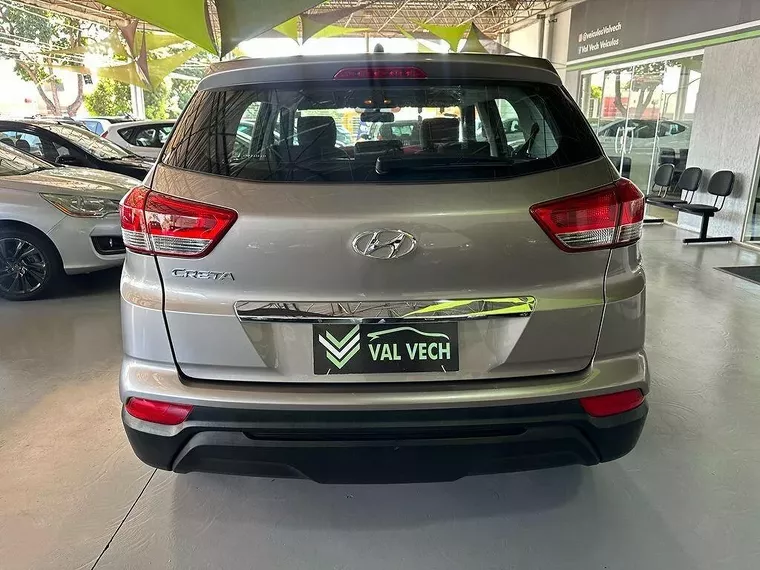 Hyundai Creta Prata 16