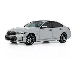 BMW 330e