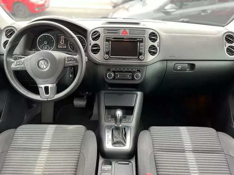 Volkswagen Tiguan Prata 8