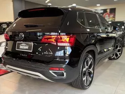 Volkswagen Taos