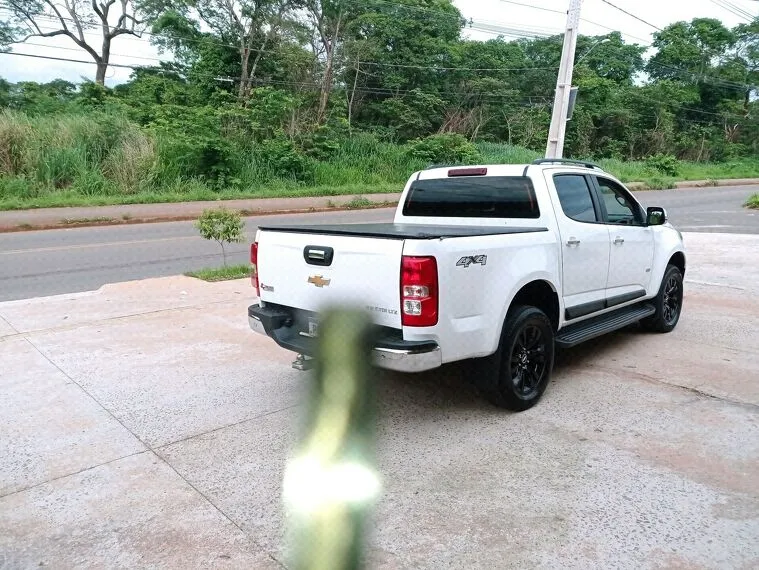 Chevrolet S10 Branco 5