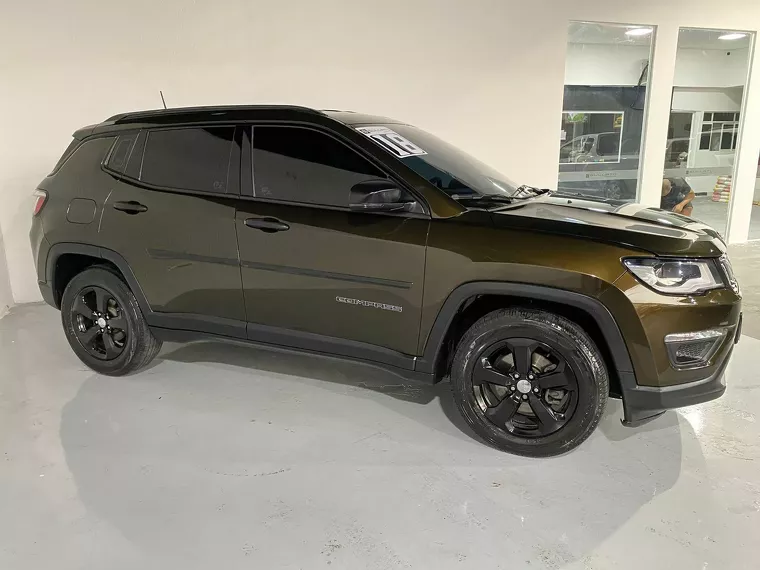 Jeep Compass Marrom 15