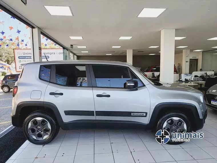 Jeep Renegade Prata 11