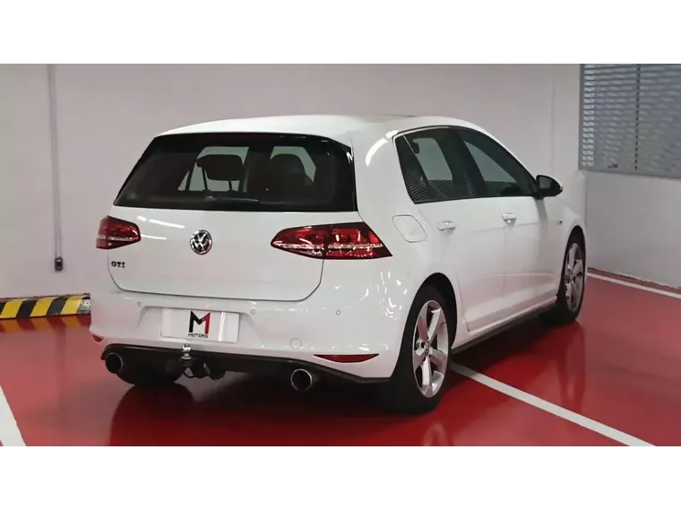 Volkswagen Golf Branco 1