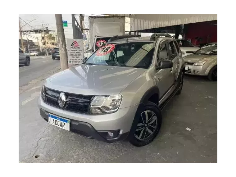 Renault Duster Prata 2