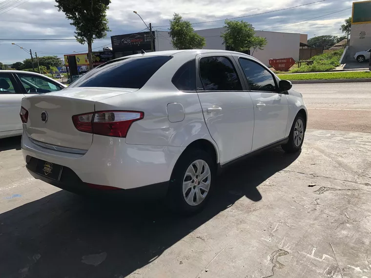 Fiat Grand Siena Branco 6