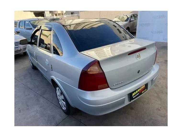 Chevrolet Corsa Prata 14