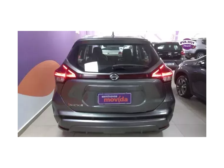 Nissan Kicks Cinza 6