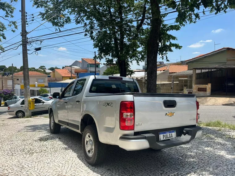 Chevrolet S10 Prata 4