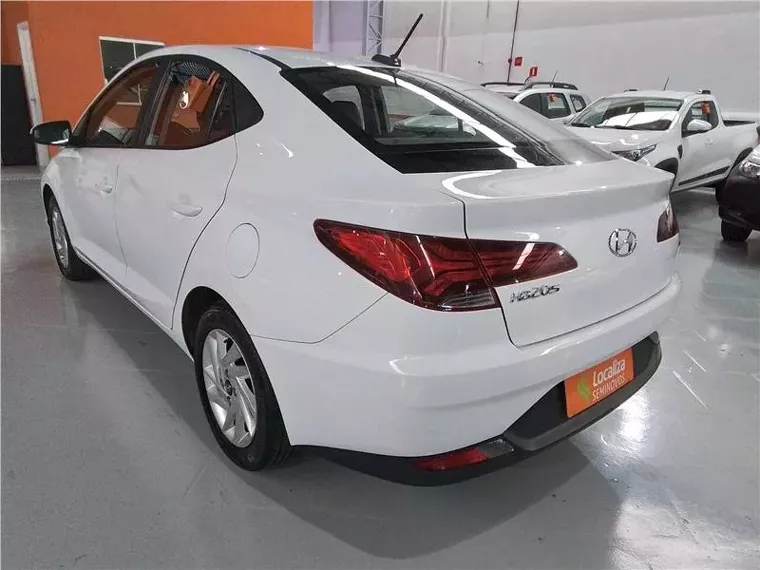 Hyundai HB20S Branco 7