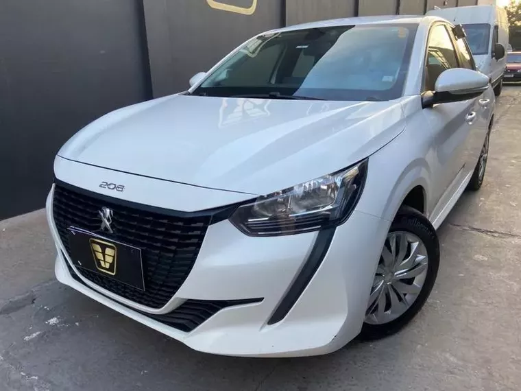 Peugeot 208 Branco 4