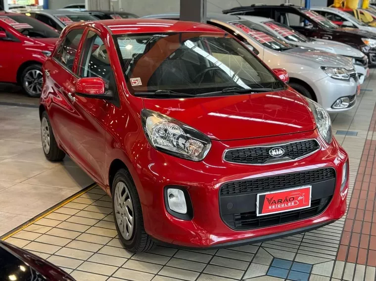 KIA Picanto Vermelho 16