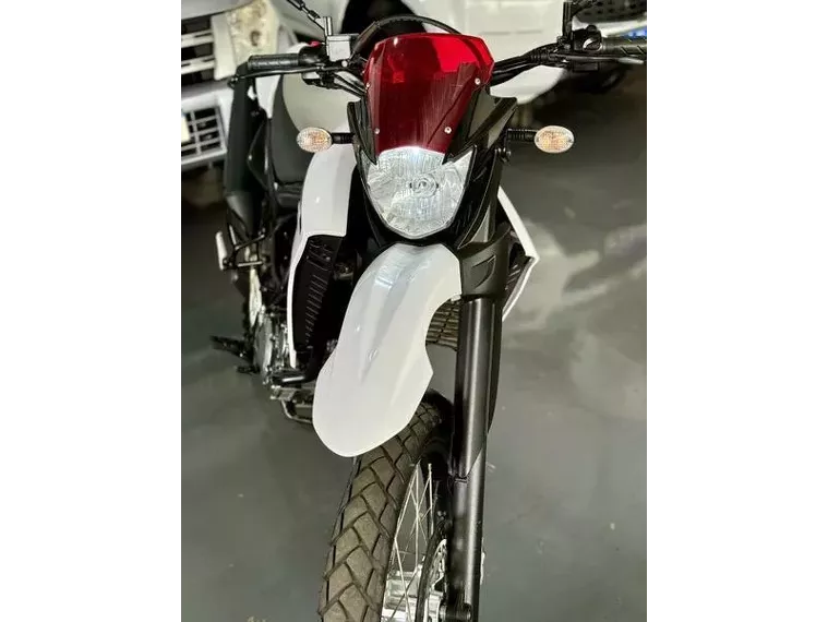 Yamaha XT 660 Branco 8