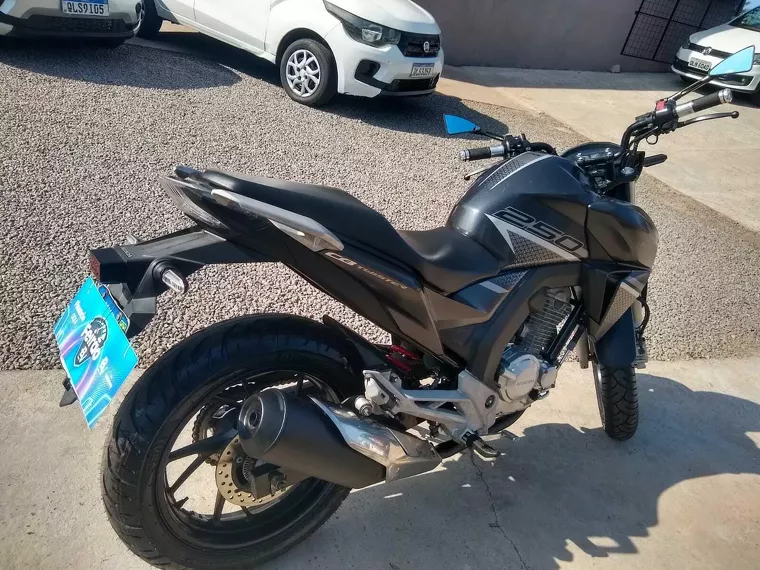 Honda CB Twister Preto 7