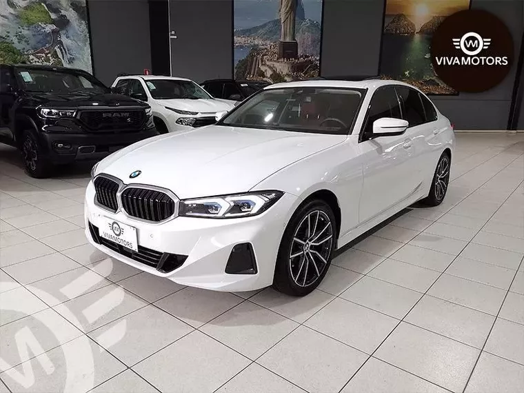 BMW 320i Branco 8