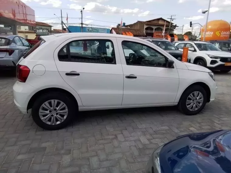 Volkswagen Gol Branco 15