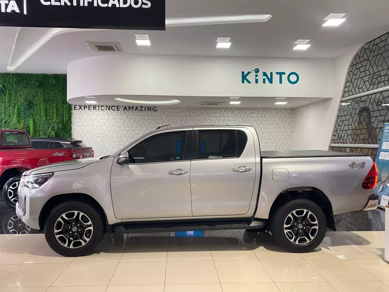 Toyota Hilux Prata 15