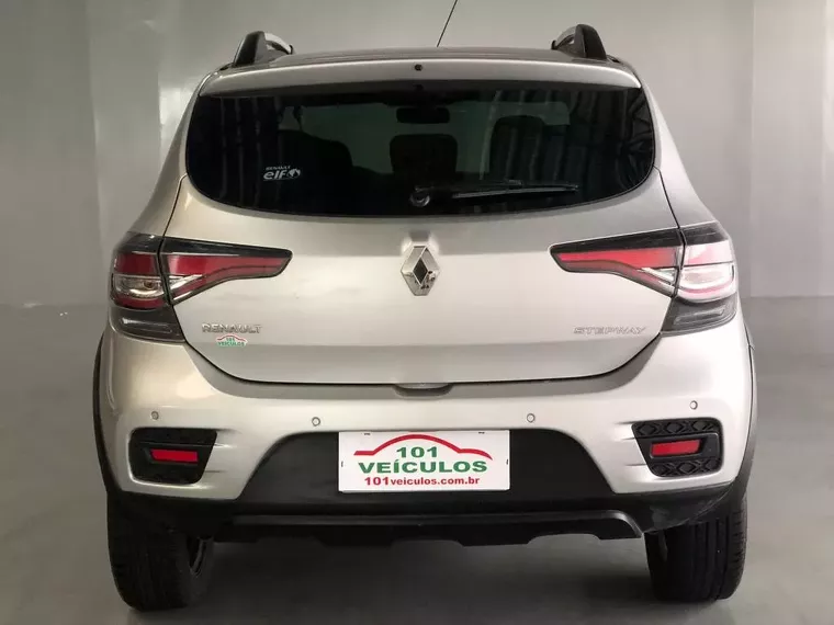 Renault Sandero Prata 18