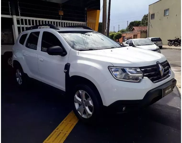 Renault Duster Branco 10