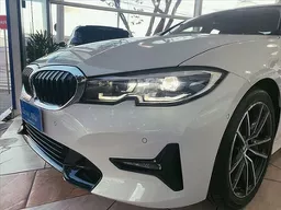 BMW 320i