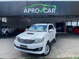 Toyota Hilux SW4