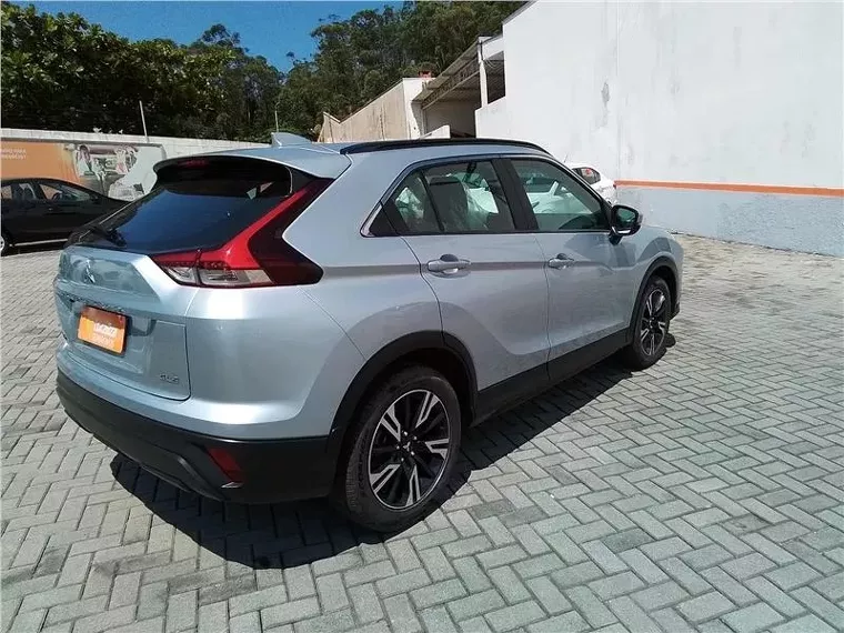 Mitsubishi Eclipse Cross Prata 5