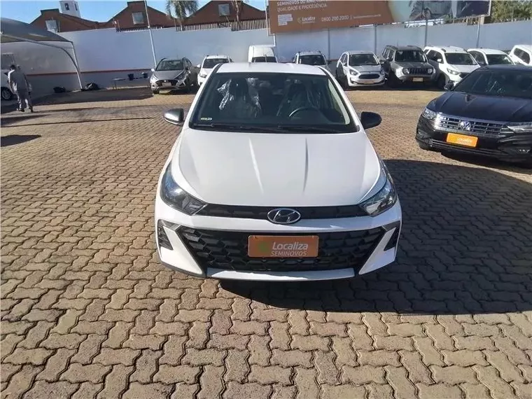 Hyundai HB20 Branco 4