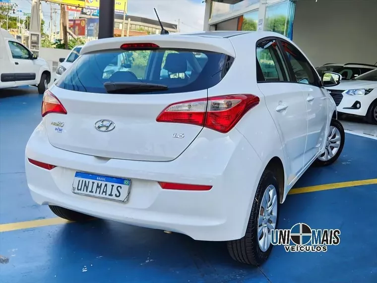 Hyundai HB20 Branco 14