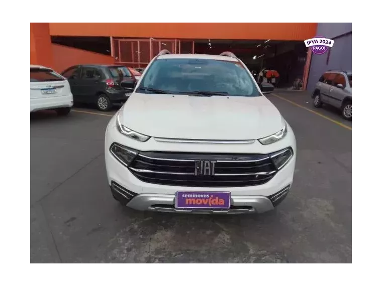 Fiat Toro Branco 3