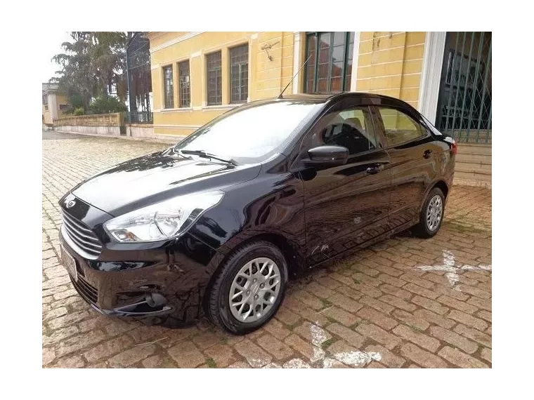 Ford KA Preto 4