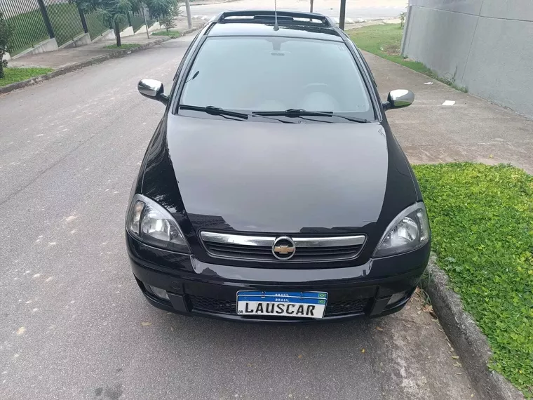 Chevrolet Montana Preto 2