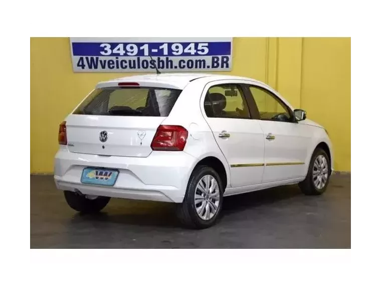 Volkswagen Gol Branco 1