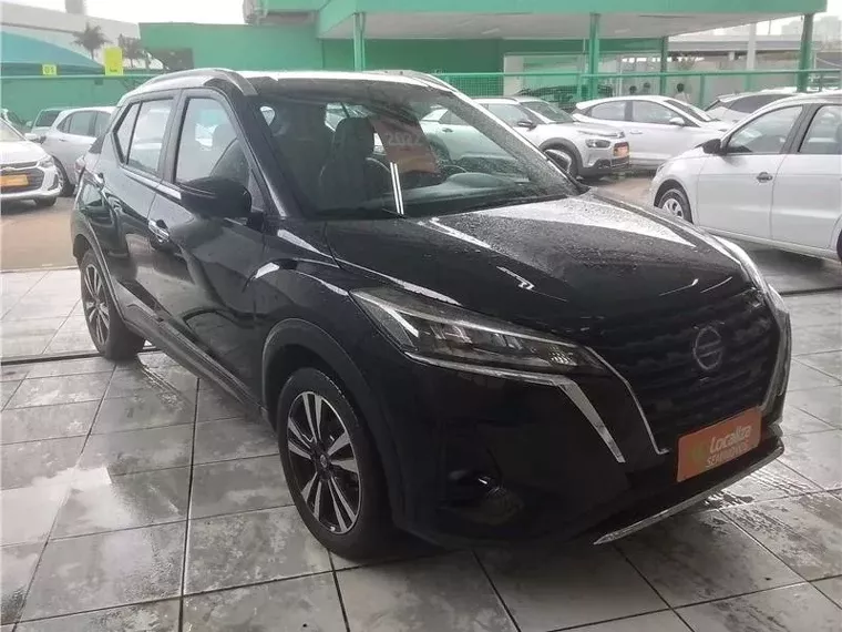 Nissan Kicks Preto 3