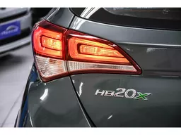Hyundai HB20X