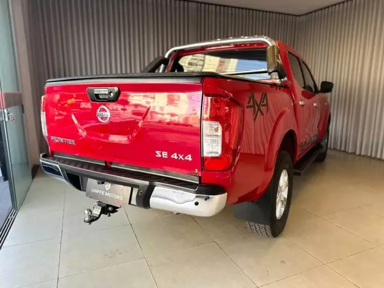 Nissan Frontier Vermelho 1