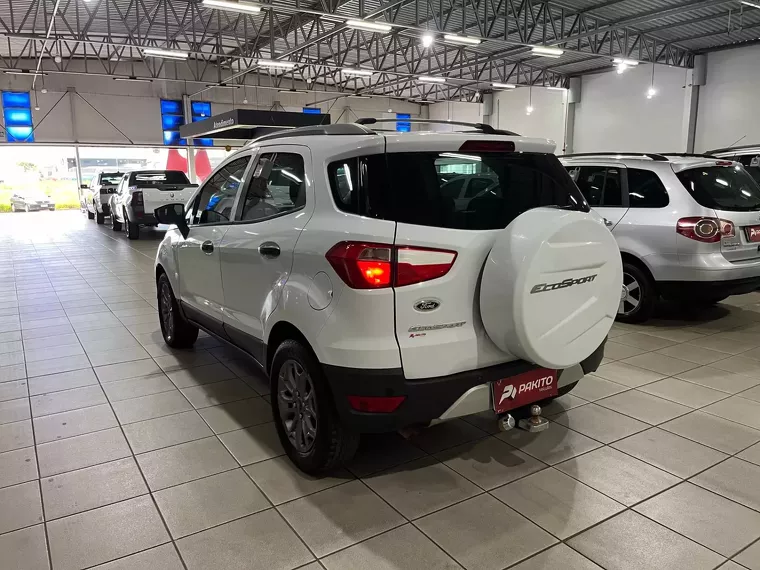 Ford Ecosport Branco 8