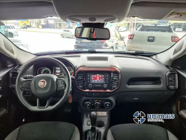 Fiat Toro Preto 4