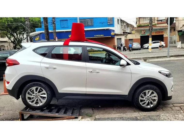 Hyundai Tucson Branco 13