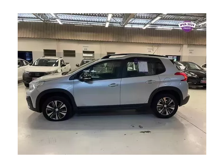 Peugeot 2008 Prata 2