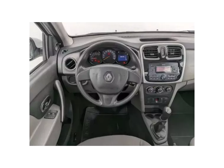 Renault Logan Branco 3