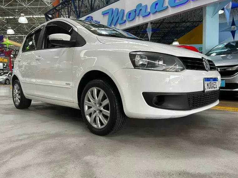 Volkswagen Fox Branco 13