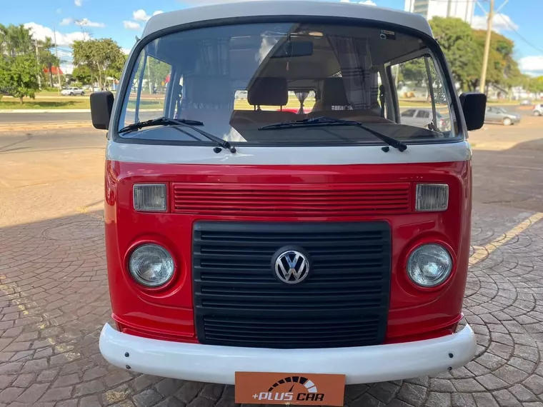 Volkswagen Kombi Branco 42