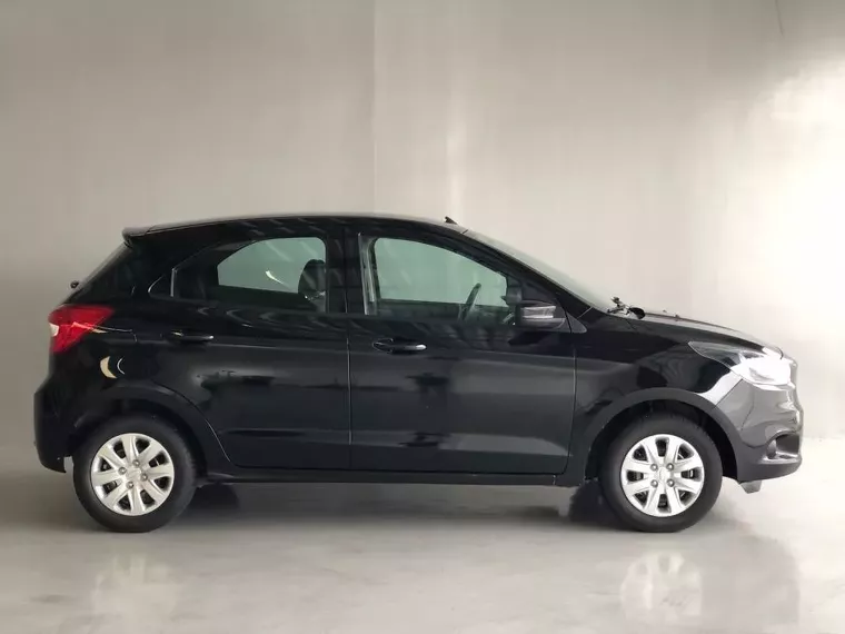 Ford KA Preto 16