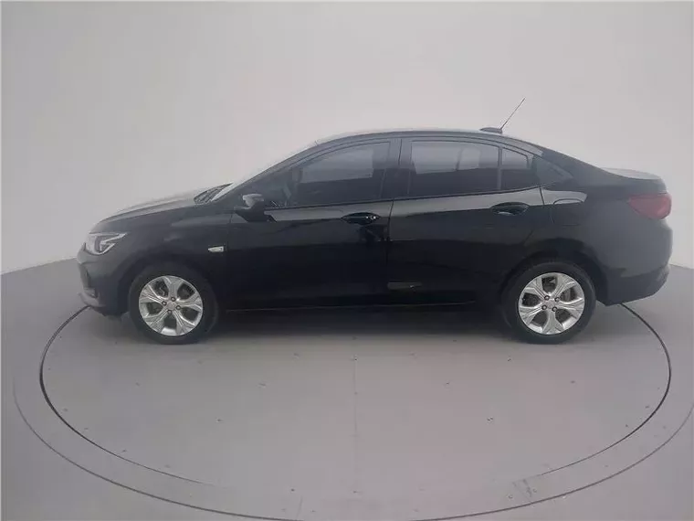 Chevrolet Onix Preto 7