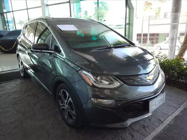 Chevrolet Bolt Cinza 1