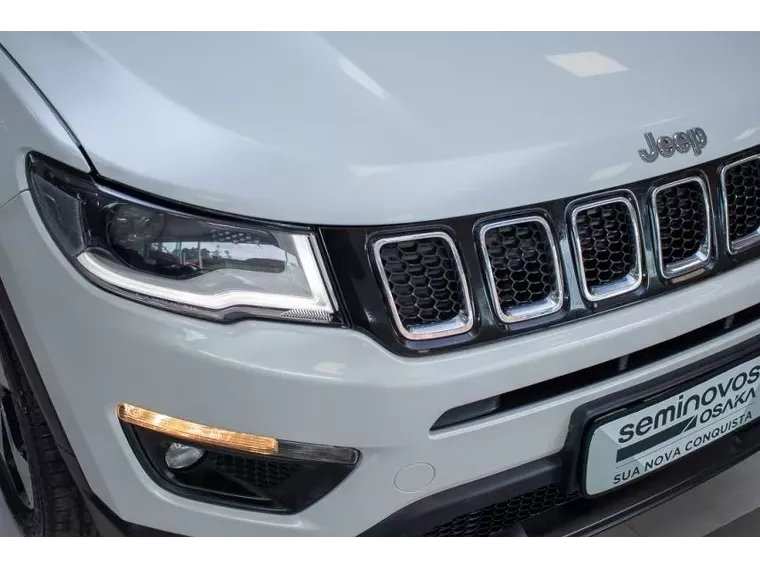 Jeep Compass Branco 8