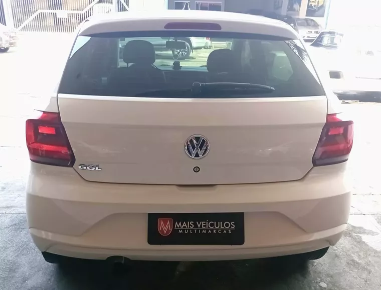 Volkswagen Gol Branco 1