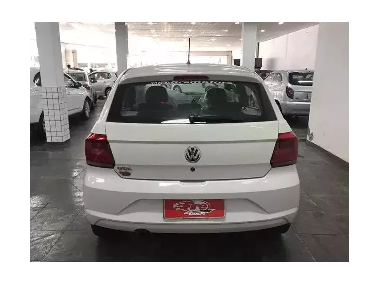 Volkswagen Gol Branco 7