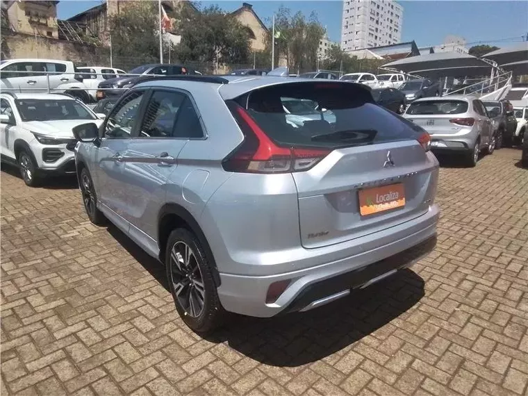 Mitsubishi Eclipse Cross Prata 5