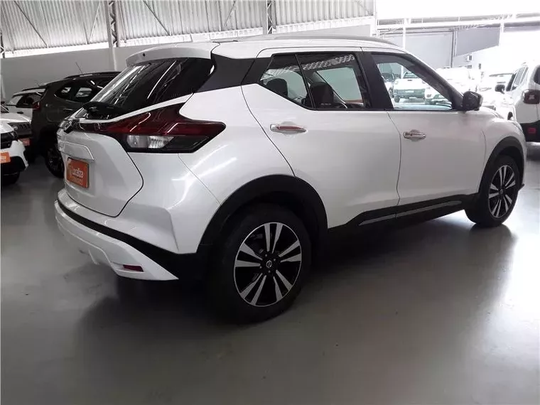 Nissan Kicks Branco 7